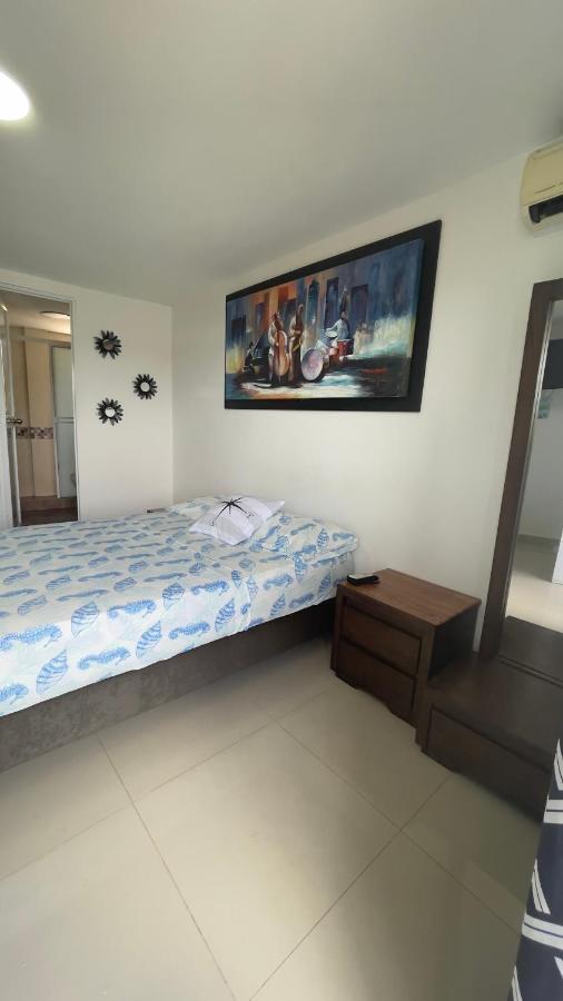 Sea Life Apartamentos En Via Principal Centro Y San Luis San Andrés Exterior foto