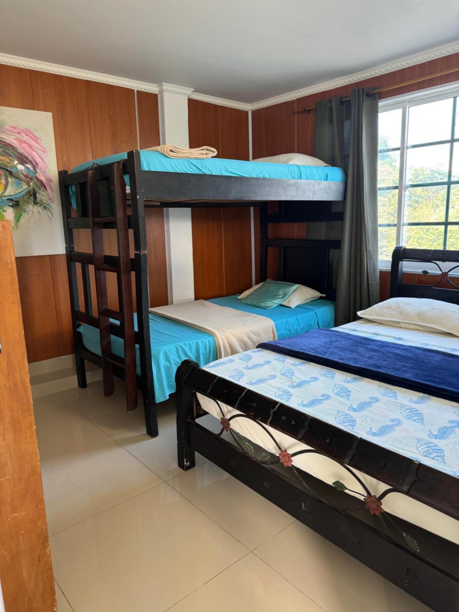 Sea Life Apartamentos En Via Principal Centro Y San Luis San Andrés Exterior foto